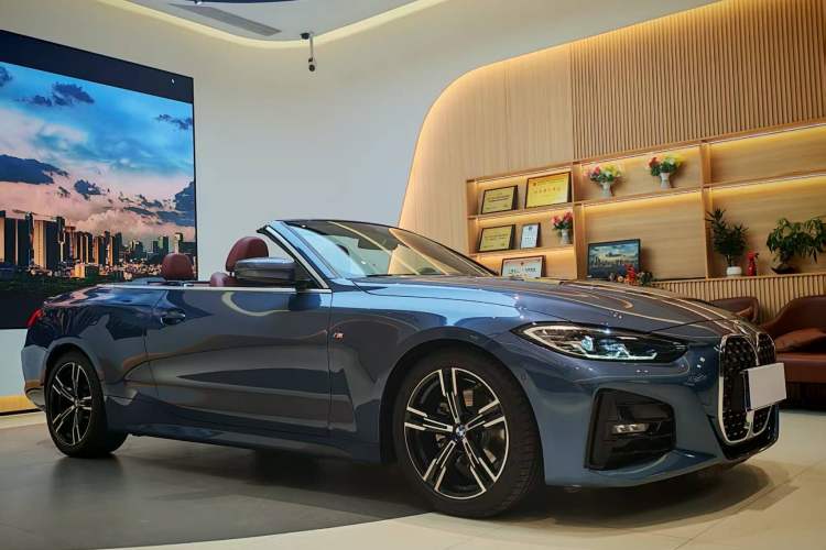 Used BMW 4 Series 2021 425i Convertible M Sport Package Exterior 2
