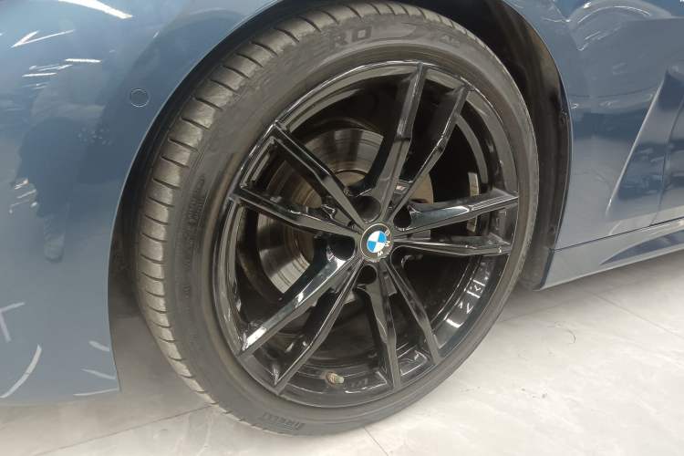 Used BMW 4 Series 2021 425i M Sport Night Edition Exterior 4
