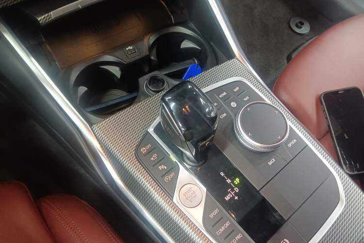 Used BMW 4 Series 2021 425i M Sport Night Edition Gear Lever
