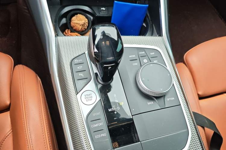 Used BMW 4 Series 2021 425i M Sport Night Edition Gear Lever