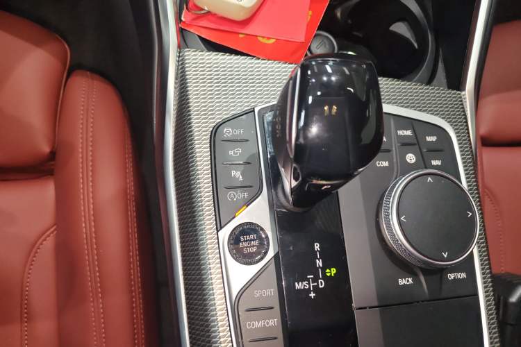 Used BMW 4 Series 2021 425i M Sport Night Edition Gear Lever