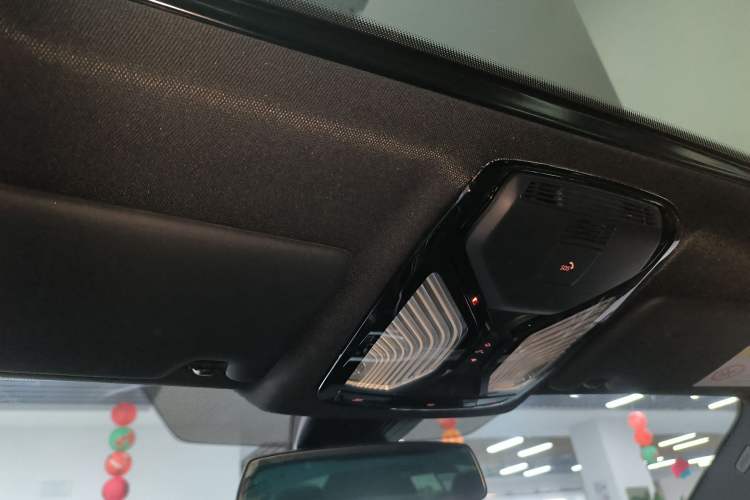 Used BMW 4 Series 2021 425i M Sport Night Edition Headliner