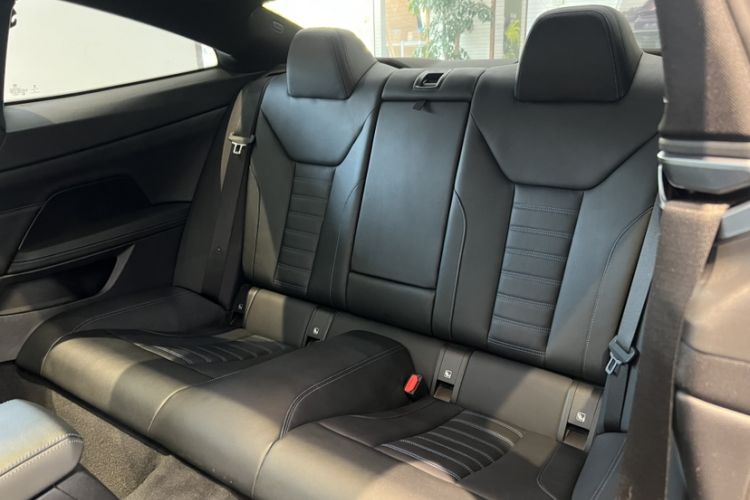 Used BMW 4 Series 2021 425i M Sport Night Edition Interior 1