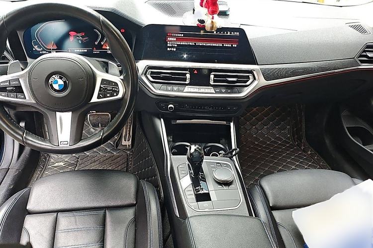 Used BMW 4 Series 2021 425i M Sport Package Interior 2