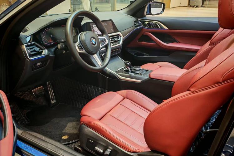 Used BMW 4 Series 2021 425i Convertible M Sport Package Left Front Seat