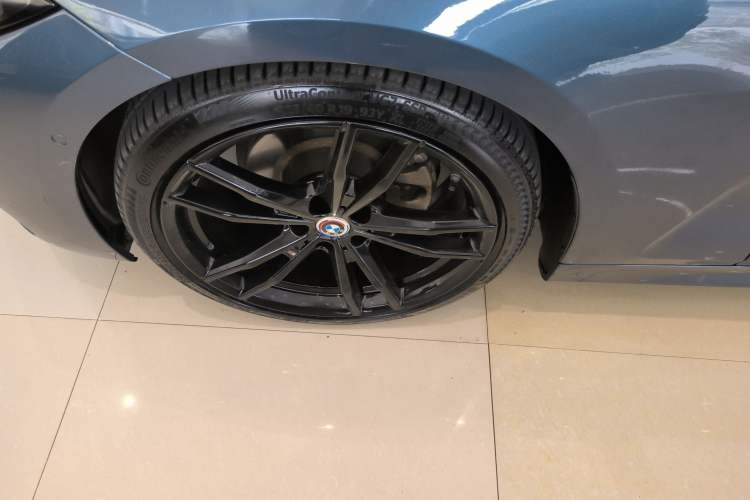 Used BMW 4 Series 2021 425i M Sport Night Edition Left Front Wheel Hub
