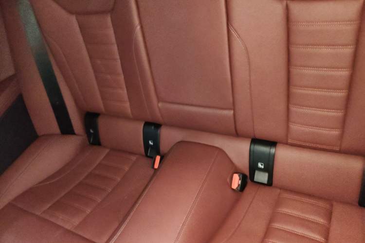 Used BMW 4 Series 2021 425i M Sport Night Edition Left Rear Seat