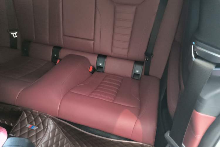 Used BMW 4 Series 2021 425i M Sport Night Edition Left Rear Seat