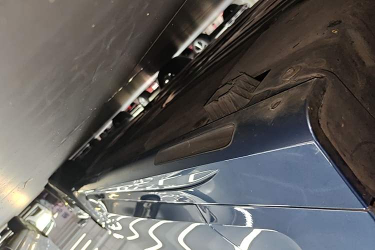 Used BMW 4 Series 2021 425i M Sport Night Edition Left Side Sill