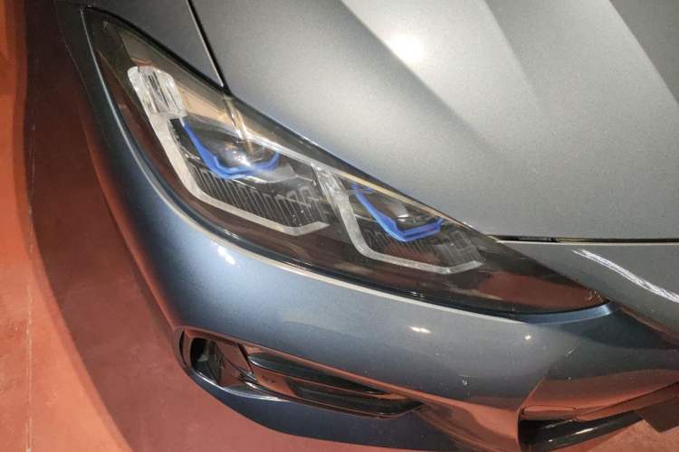 Used BMW 4 Series 2021 425i M Sport Night Edition Right Front Headlight