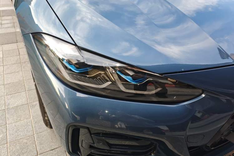 Used BMW 4 Series 2021 425i M Sport Night Edition Right Front Headlight
