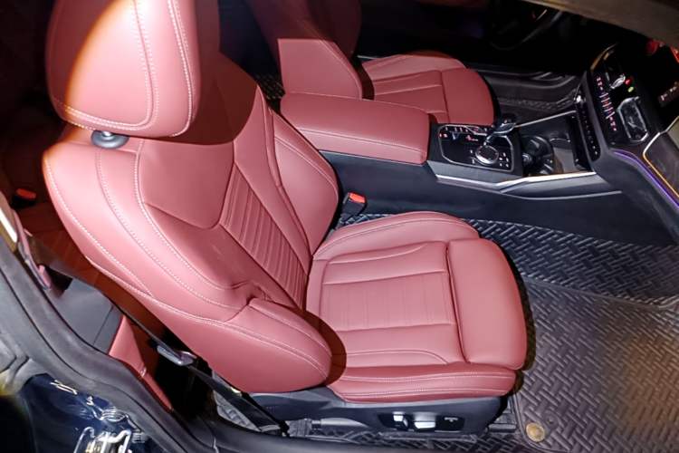 Used BMW 4 Series 2021 425i M Sport Package Right Front Seat