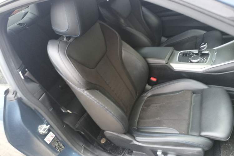 Used BMW 4 Series 2021 Restyled 425i M Sport Night Edition Right Front Seat