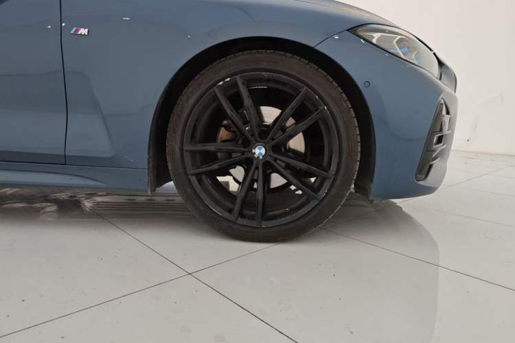 Used BMW 4 Series 2021 425i M Sport Night Edition Right Front Wheel Hub