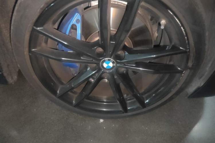 Used BMW 4 Series 2021 425i M Sport Night Edition Right Front Wheel Hub