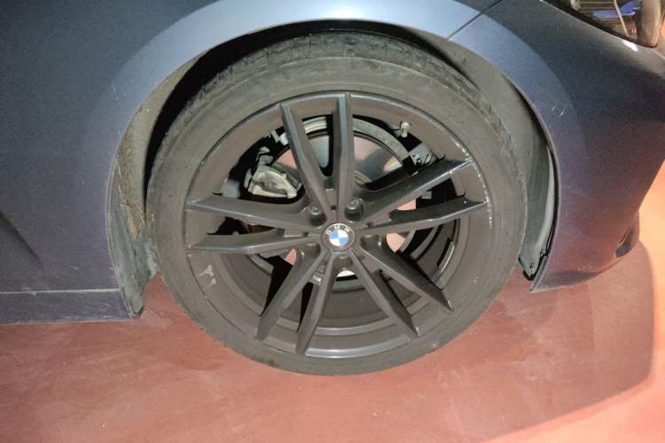 Used BMW 4 Series 2021 425i M Sport Night Edition Right Front Wheel Hub