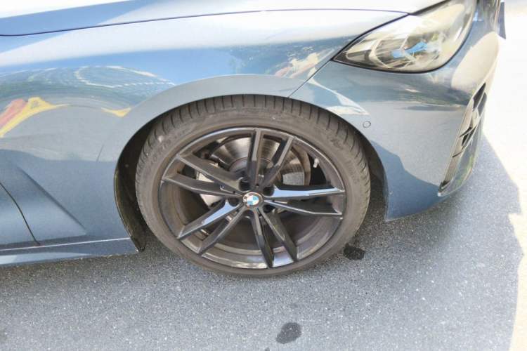 Used BMW 4 Series 2021 425i M Sport Night Edition Right Front Wheel Hub