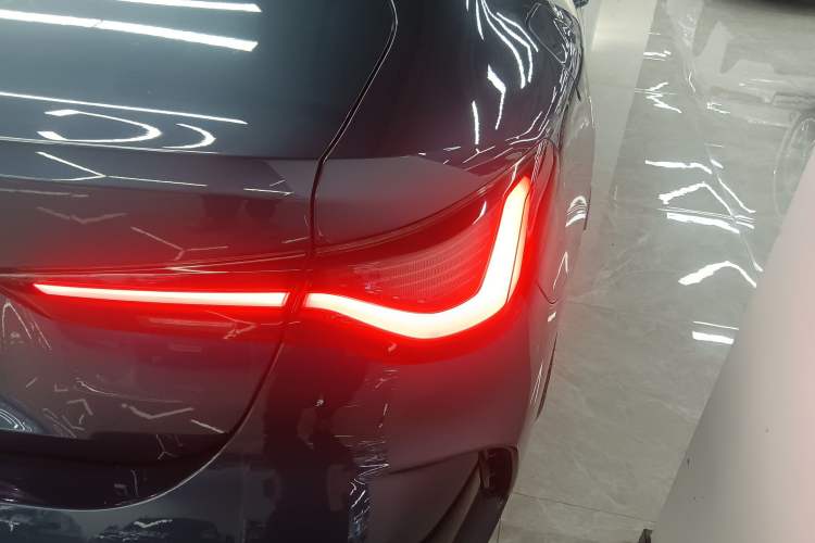 Used BMW 4 Series 2021 425i M Sport Night Edition Right Rear Taillight