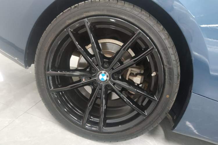 Used BMW 4 Series 2021 425i M Sport Night Edition Right Rear Wheel Hub