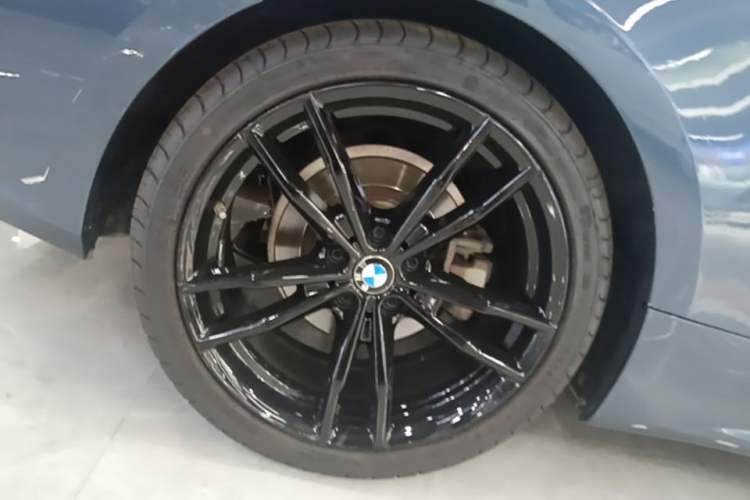 Used BMW 4 Series 2021 425i M Sport Night Edition Right Rear Wheel Hub