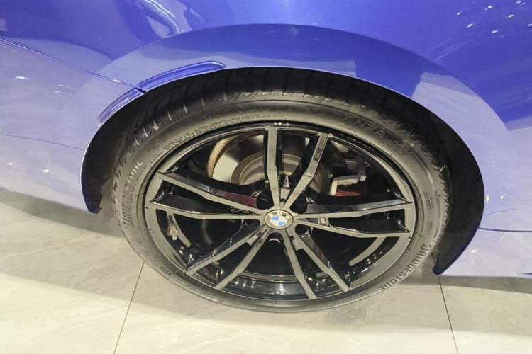 Used BMW 4 Series 2021 425i M Sport Night Edition Right Rear Wheel Hub