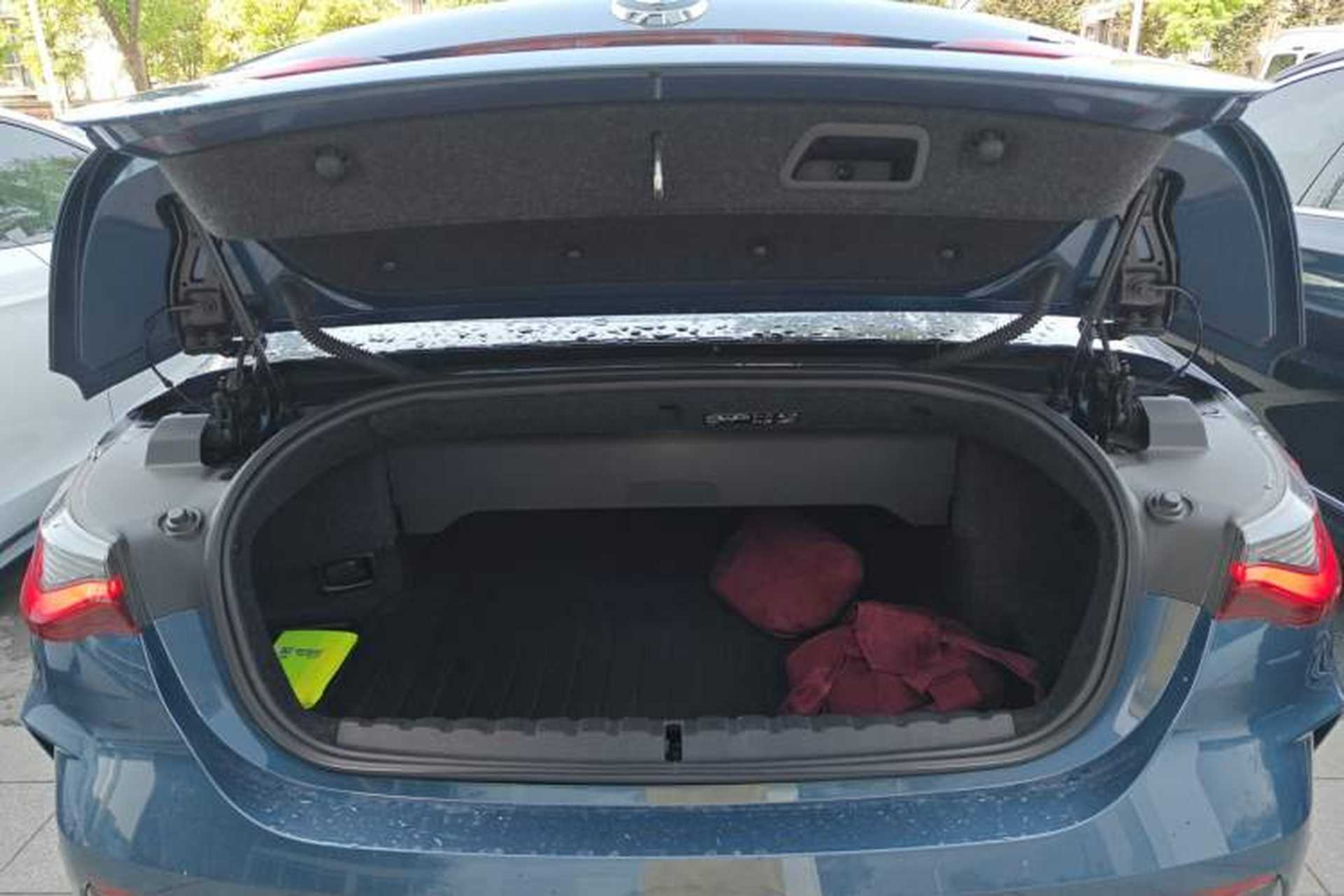 Used BMW 4 Series 2021 430i Convertible M Sport Night Edition Trunk