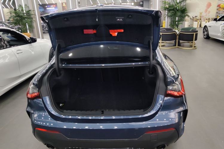 Used BMW 4 Series 2021 425i M Sport Night Edition Trunk