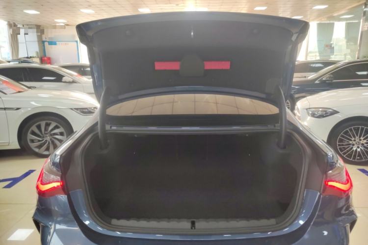 Used BMW 4 Series 2021 425i M Sport Package Trunk