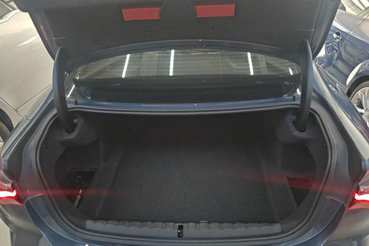 Used BMW 4 Series 2021 430i M Sport Night Edition Trunk