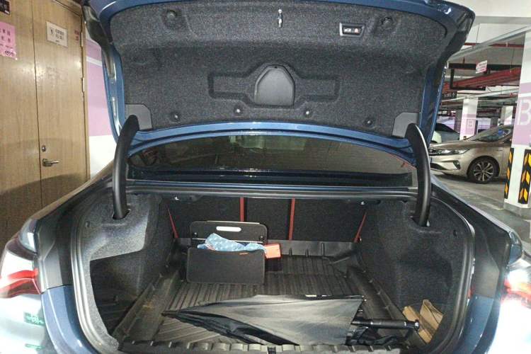 Used BMW 4 Series 2021 Restyled 425i M Sport Night Edition Trunk