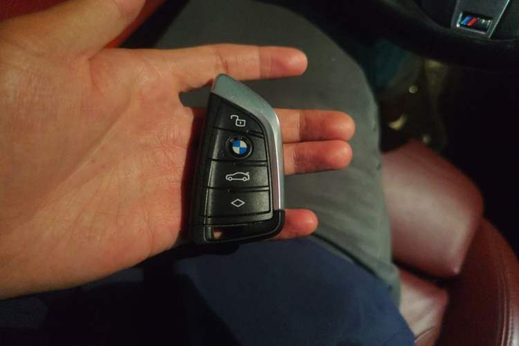 Used BMW 4 Series 2021 425i Convertible M Sport Package Vehicle Key
