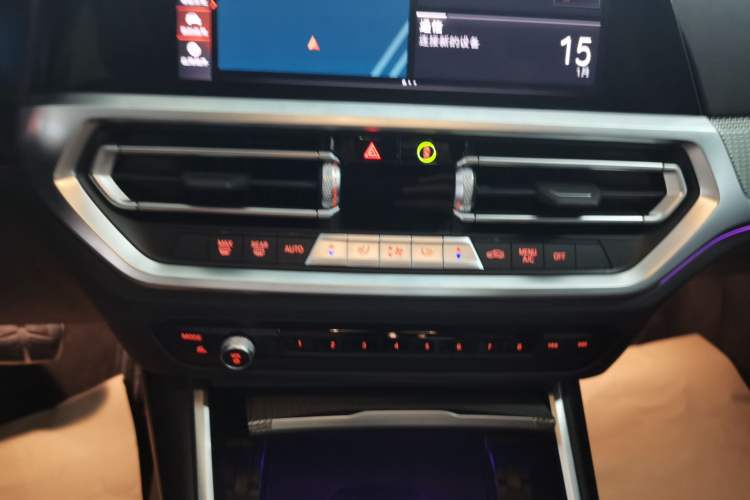 Used BMW 4 Series 2021 Restyled 425i M Sport Night Edition Audio And AC Panel