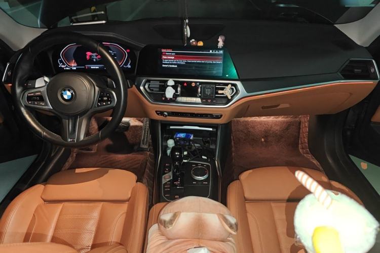 Used BMW 4 Series 2021 425i M Sport Package Center Console