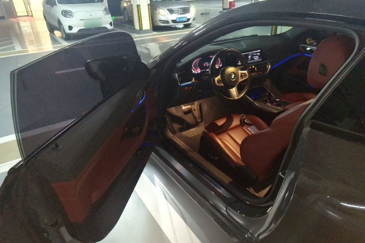 Used BMW 4 Series 2021 Restyled 425i M Sport Night Edition Driver Seat