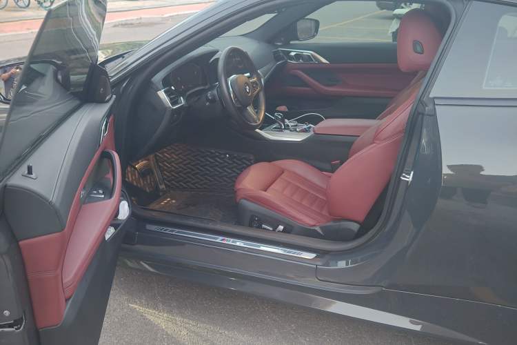Used BMW 4 Series 2021 430i M Sport Night Edition Driver Seat