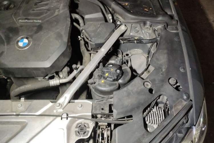 Used BMW 4 Series 2021 425i M Sport Package Engine Bay Left