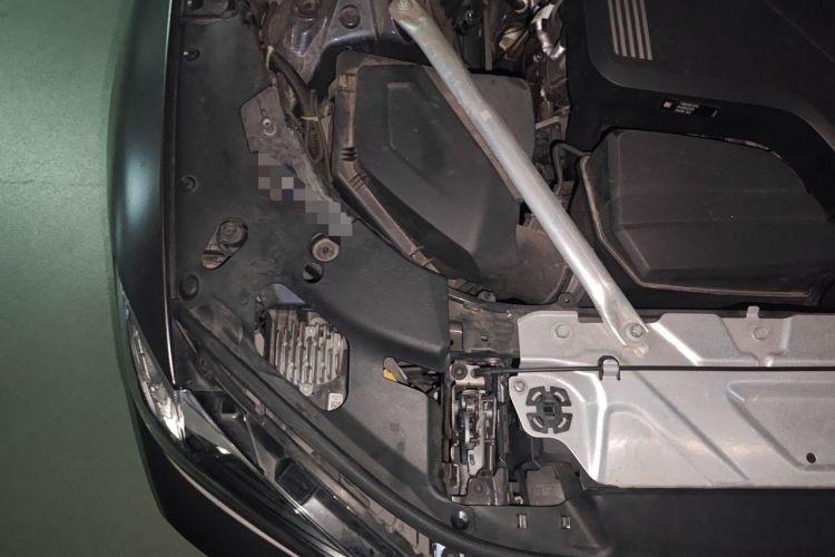 Used BMW 4 Series 2021 425i M Sport Package Engine Bay Right