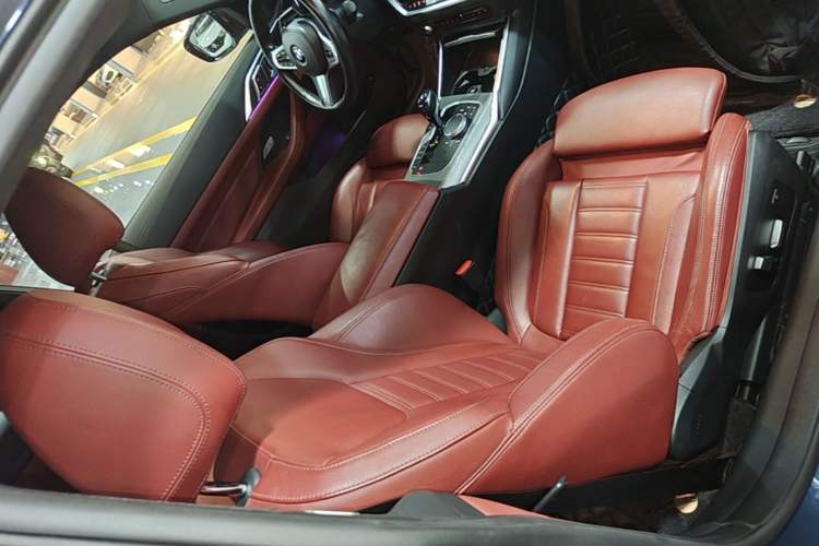 Used BMW 4 Series 2021 425i M Sport Night Edition Right Front Seat