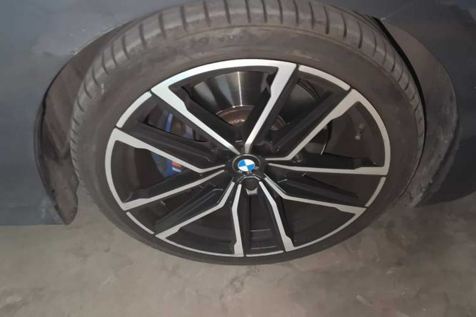 Used BMW 4 Series 2021 430i M Sport Night Edition Right Front Wheel Hub