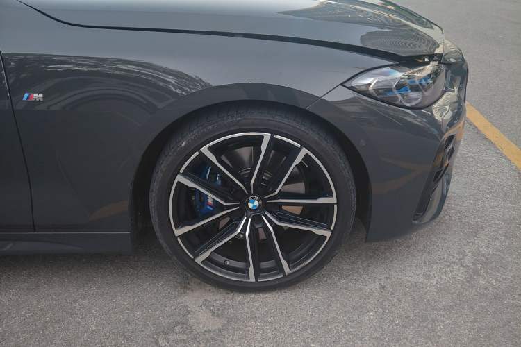 Used BMW 4 Series 2021 430i M Sport Night Edition Right Front Wheel Hub