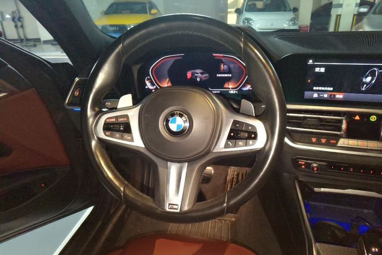 Used BMW 4 Series 2021 Restyled 425i M Sport Night Edition Steering Wheel