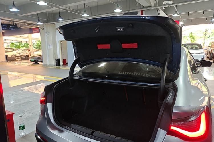 Used BMW 4 Series 2021 425i M Sport Night Edition Trunk
