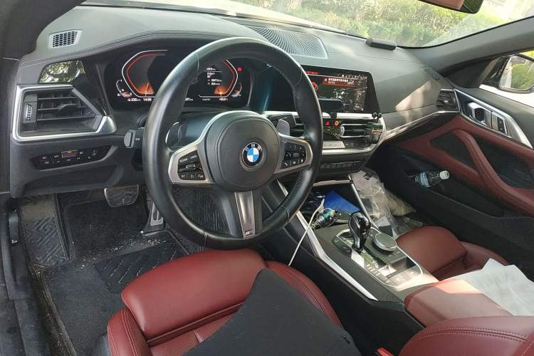 Used BMW 4 Series 2021 Restyled 425i Convertible M Sport Package Center Console