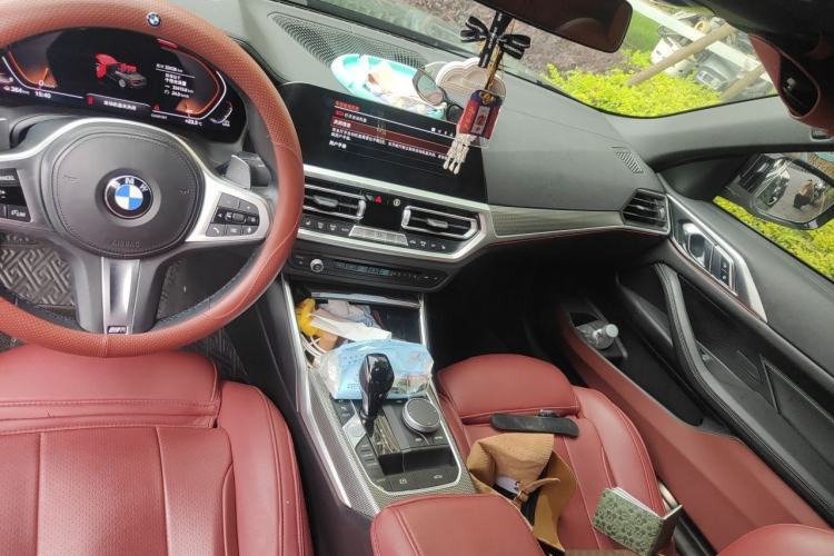 Used BMW 4 Series 2021 425i Convertible M Sport Night Edition Center Console