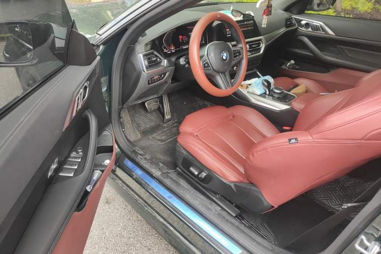 Used BMW 4 Series 2021 425i Convertible M Sport Night Edition Driver Seat