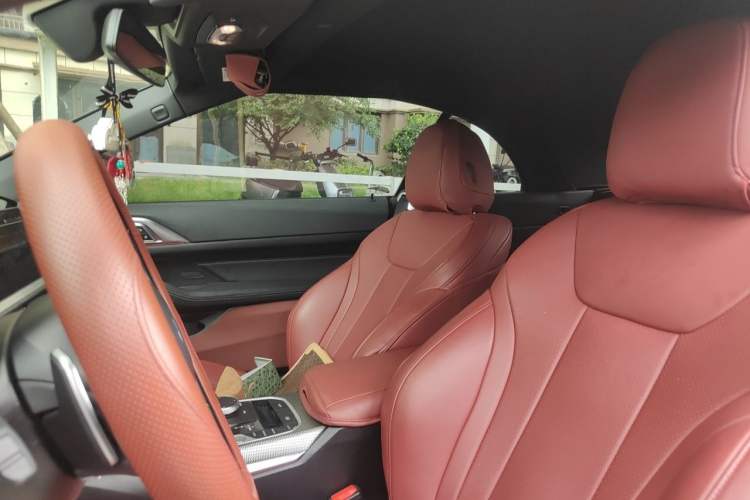 Used BMW 4 Series 2021 425i Convertible M Sport Night Edition Left Front Seat