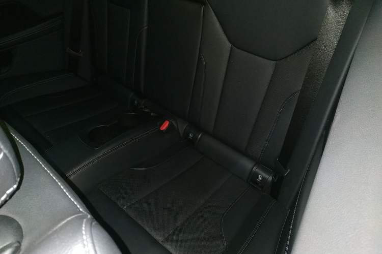 Used BMW 4 Series 2021 Facelifted 425i Convertible M Sport Night Edition Left Rear Seat