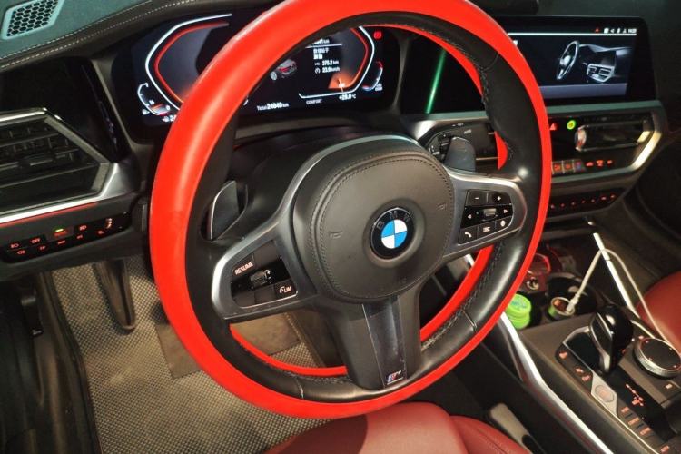 Used BMW 4 Series 2021 Restyled 425i Convertible M Sport Package Steering Wheel
