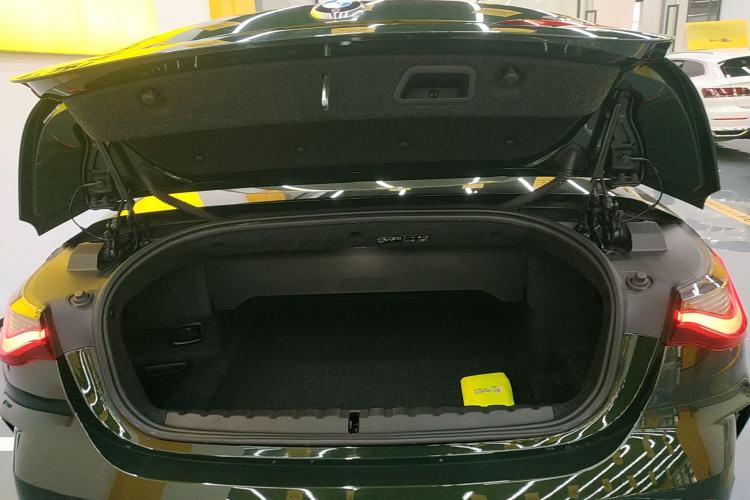 Used BMW 4 Series 2021 Facelifted 425i Convertible M Sport Night Edition Trunk