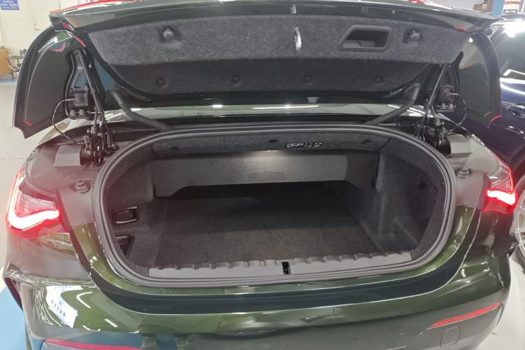 Used BMW 4 Series 2021 Restyled 430i Convertible M Sport Night Edition Trunk